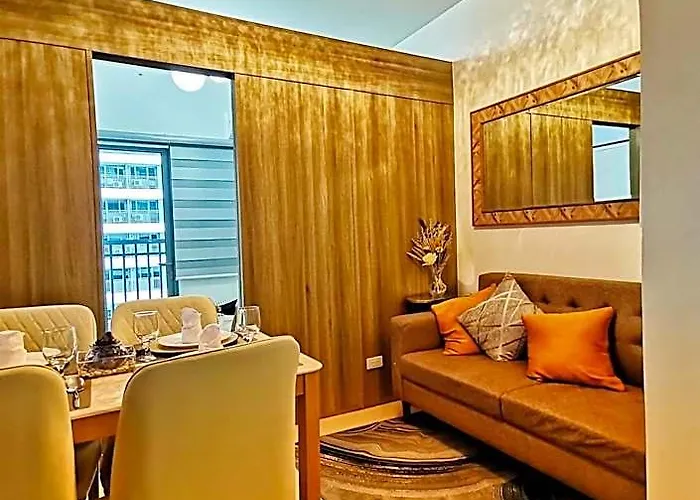 Stylish 1 Bedroom Unit With Perfect Pool View Balcony At Fame Residences 马尼拉